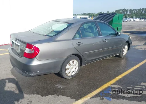 2003 Toyota Camry Le from USA, damaged, VIN 4T1BE32K83U734744